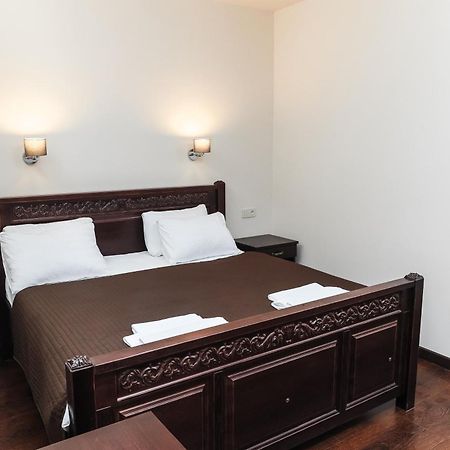 פבלודר Dvin Hotel מראה חיצוני תמונה