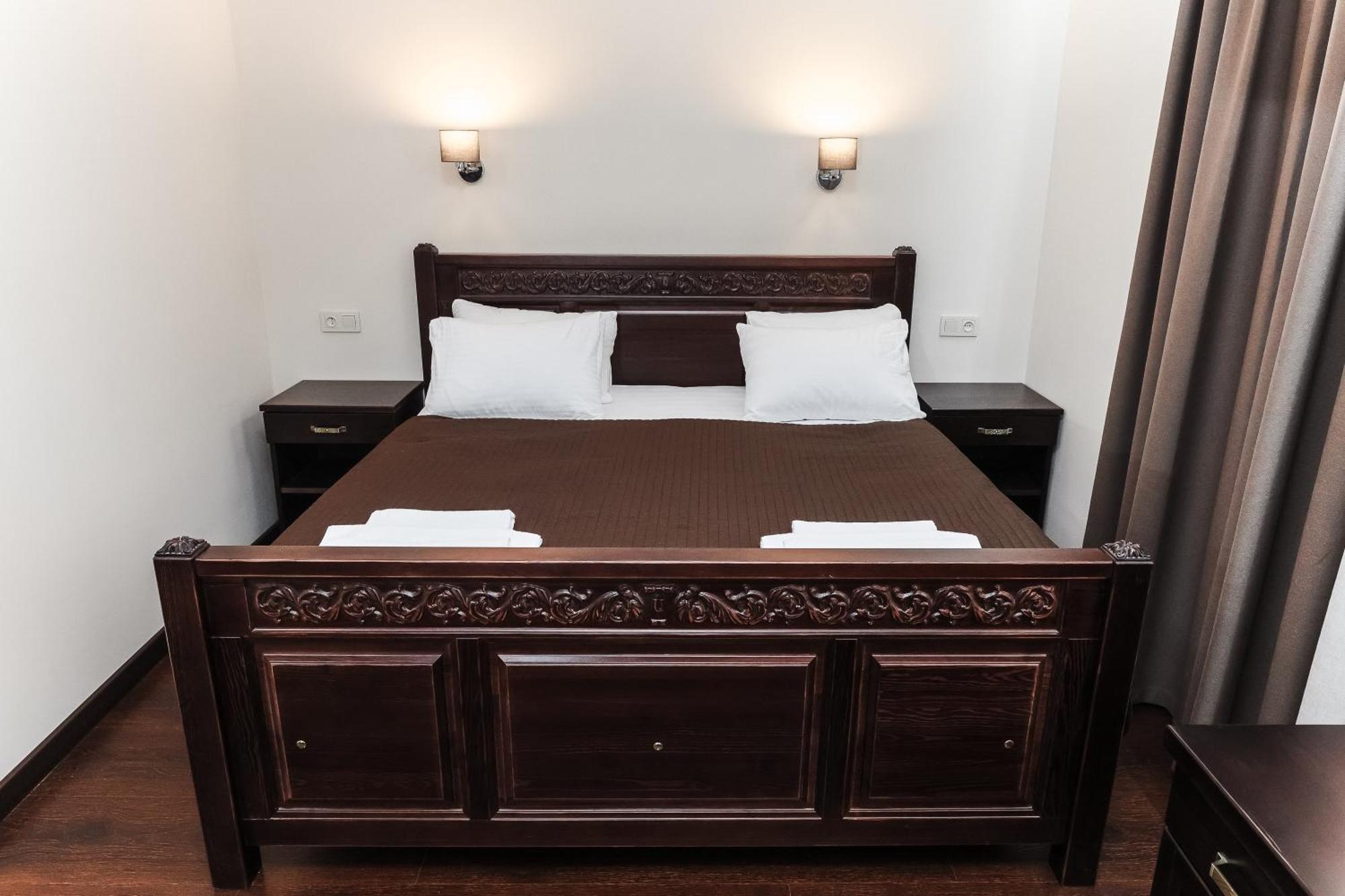 פבלודר Dvin Hotel מראה חיצוני תמונה