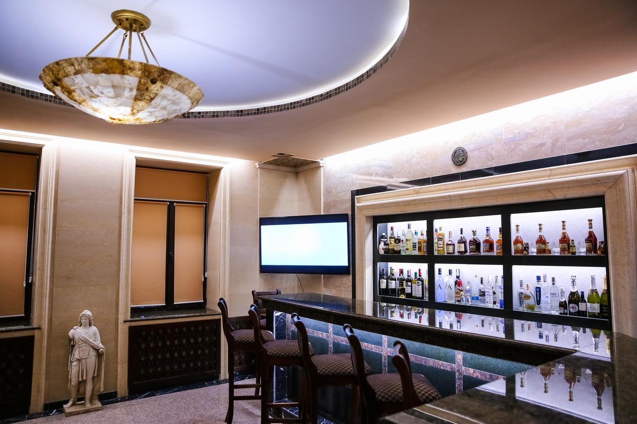 פבלודר Dvin Hotel מראה חיצוני תמונה