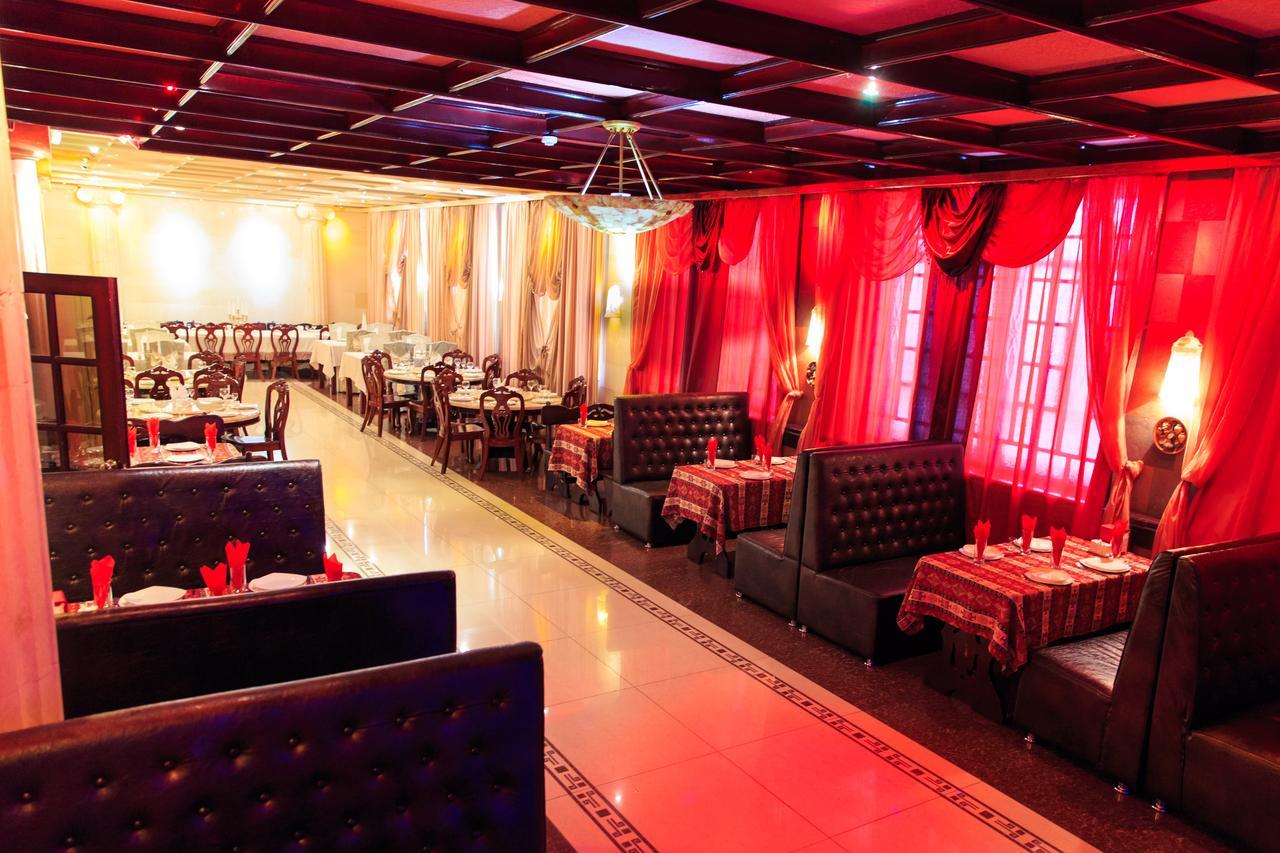 פבלודר Dvin Hotel מראה חיצוני תמונה