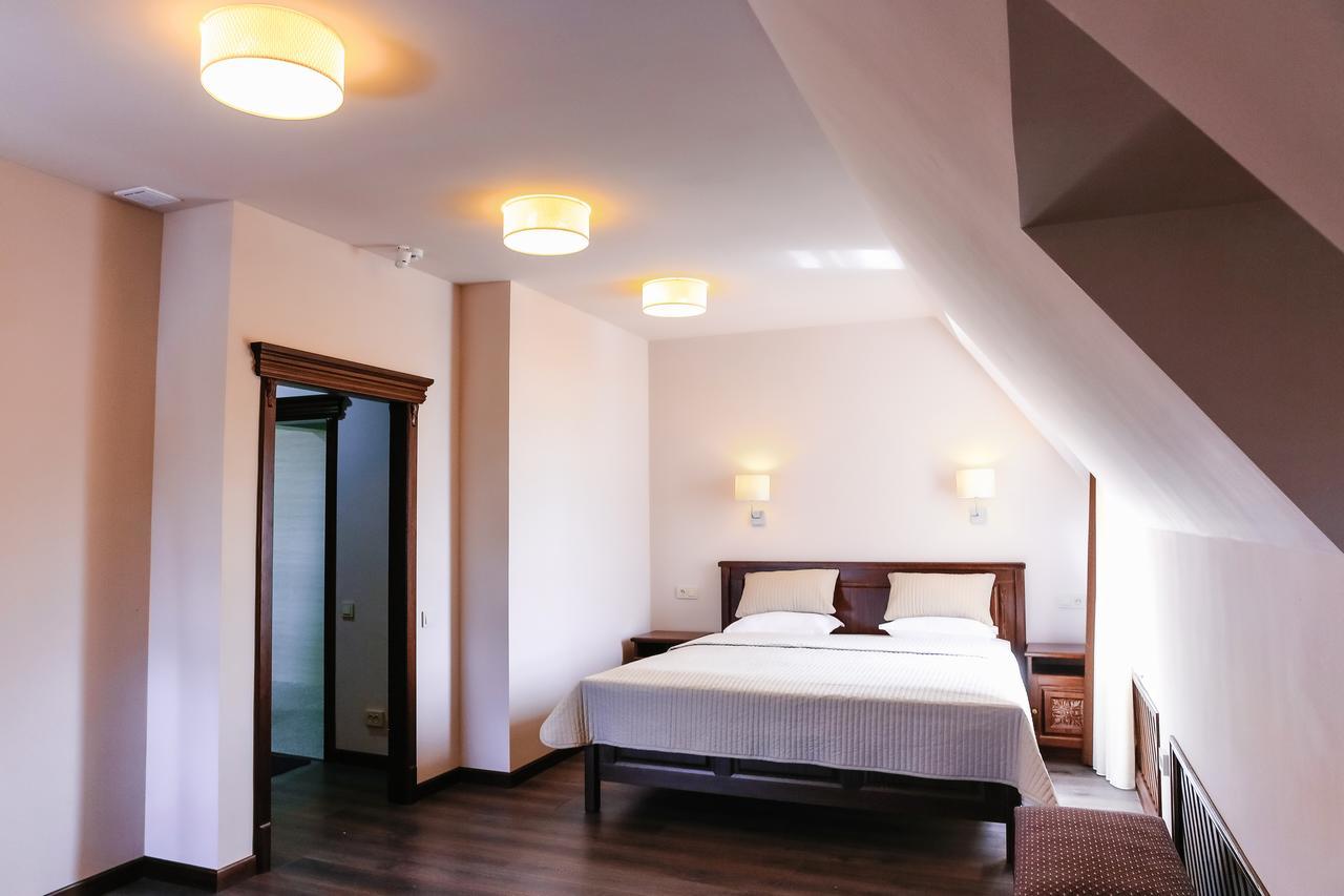 פבלודר Dvin Hotel מראה חיצוני תמונה